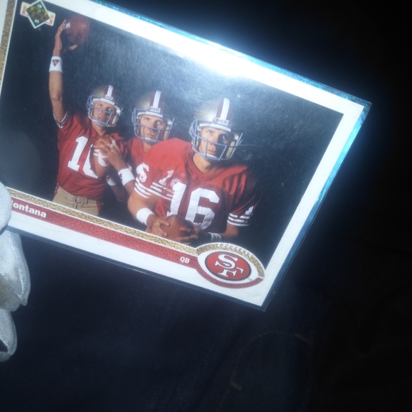 Card - Picture 1 of 1